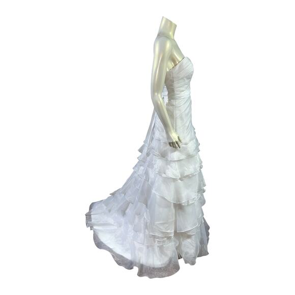 Allure Bridal P840 White A-Line Wedding Strapless Tiered Size 8 $1700 Retail - Picture 4 of 11